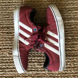 Men’s Adidas Originals Size 9.5